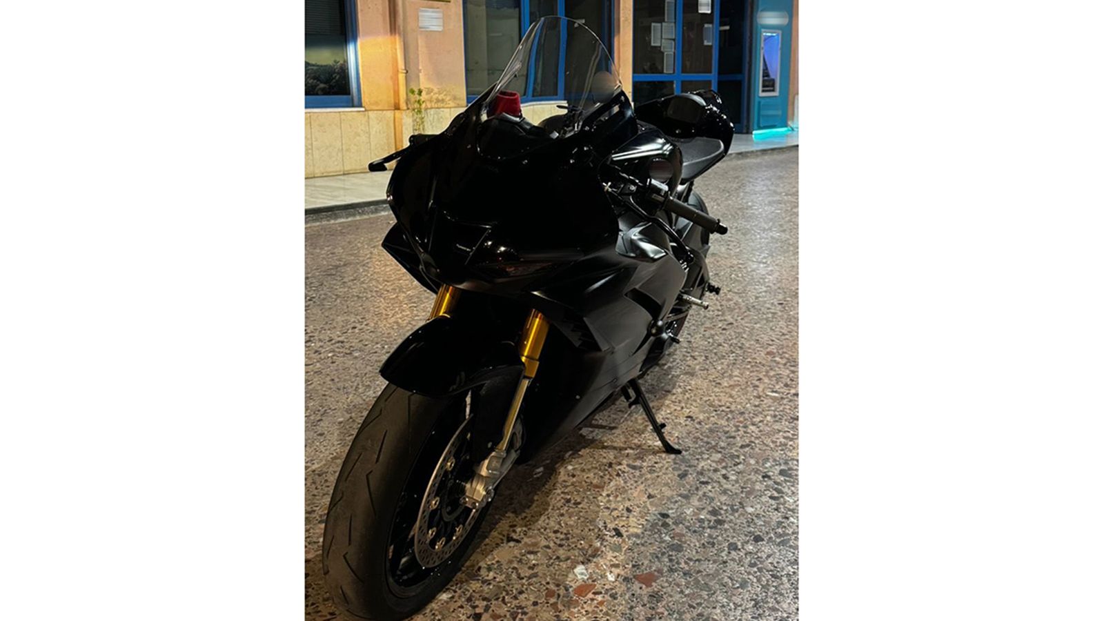 Χειροπέδες σε «καμικάζι» μηχανόβιο - Με +260 χλμ. στο αντίθετο ρεύμα